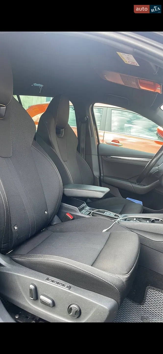 2021 Skoda Octavia - мініатюра 3