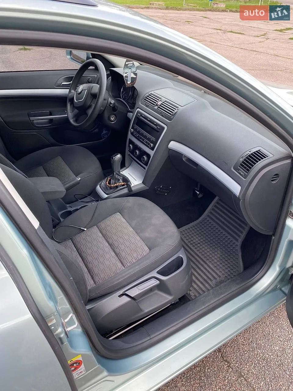 2011 Skoda Octavia - мініатюра 12