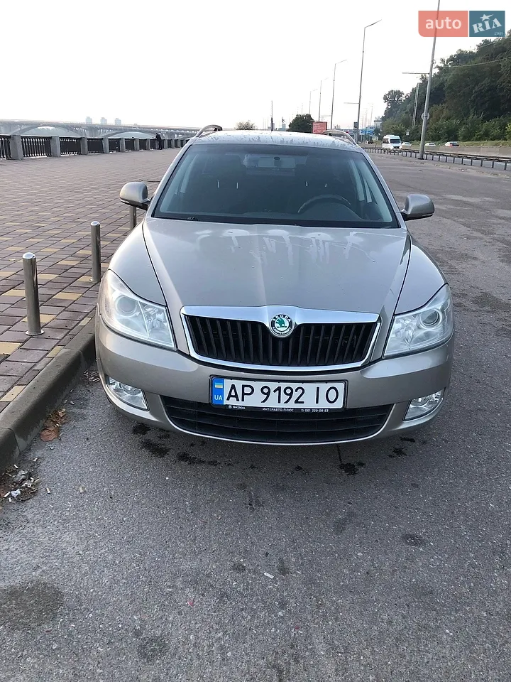 2011 Skoda Octavia - мініатюра 15