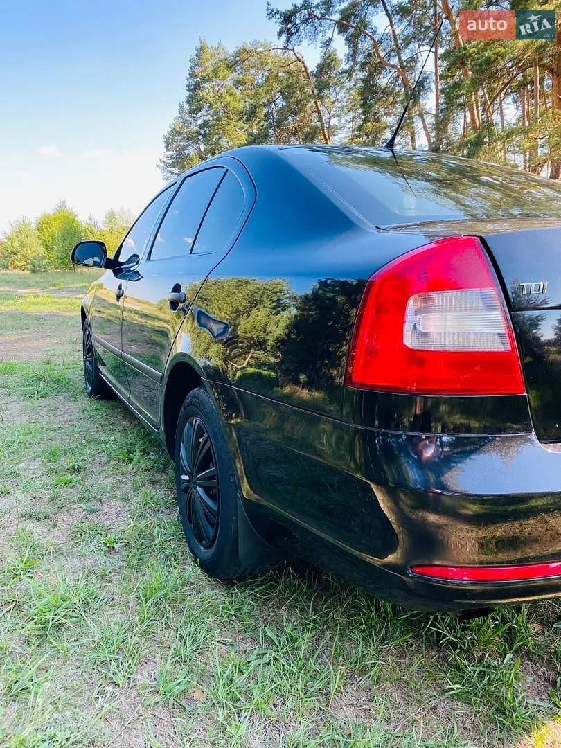 2010 Skoda Octavia - мініатюра 5