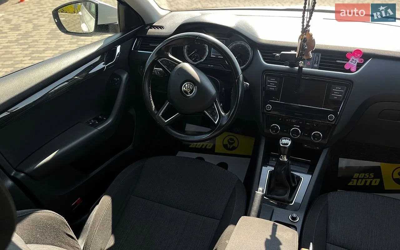 2017 Skoda Octavia - мініатюра 23