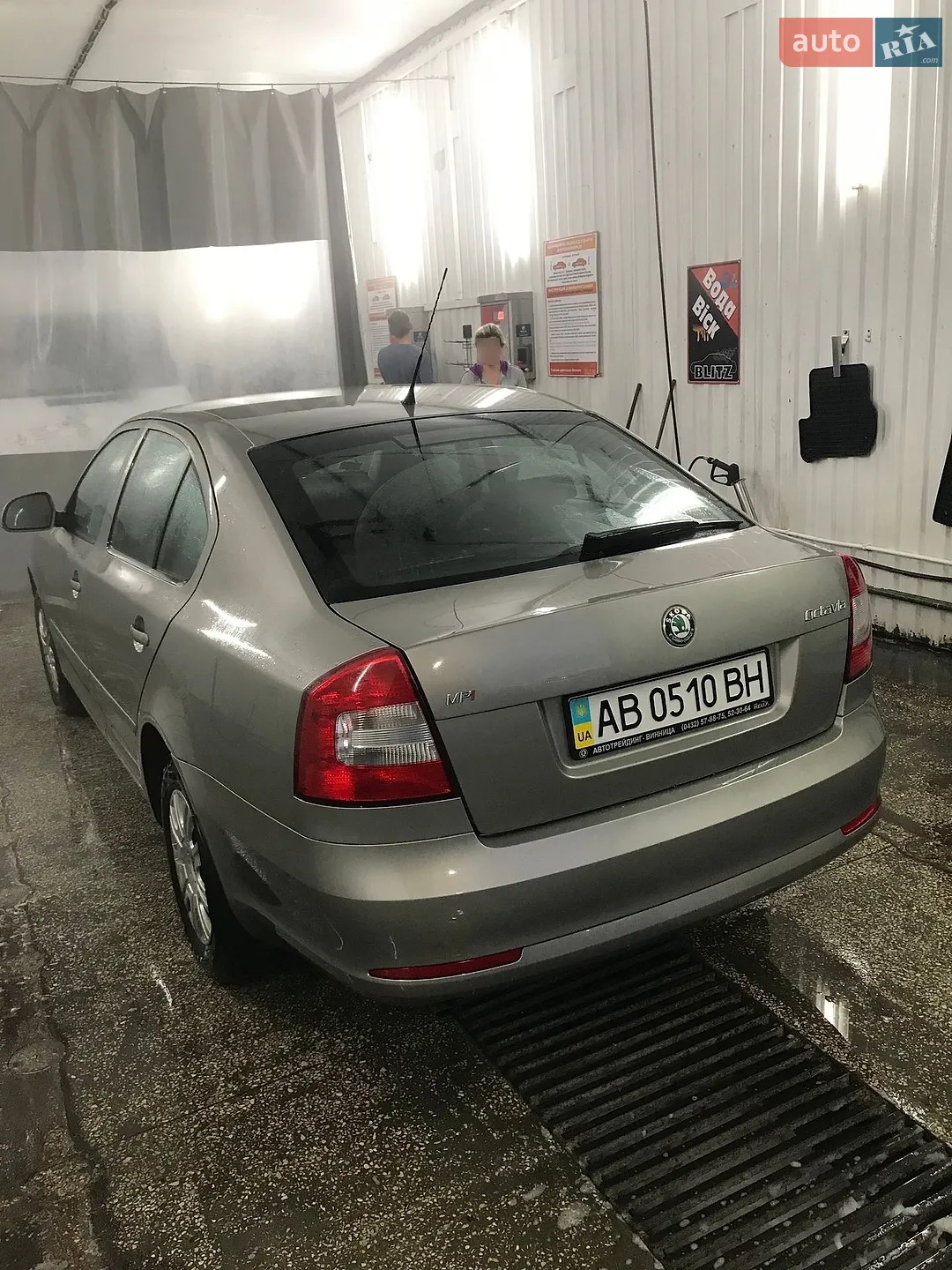 2010 Skoda Octavia - мініатюра 4
