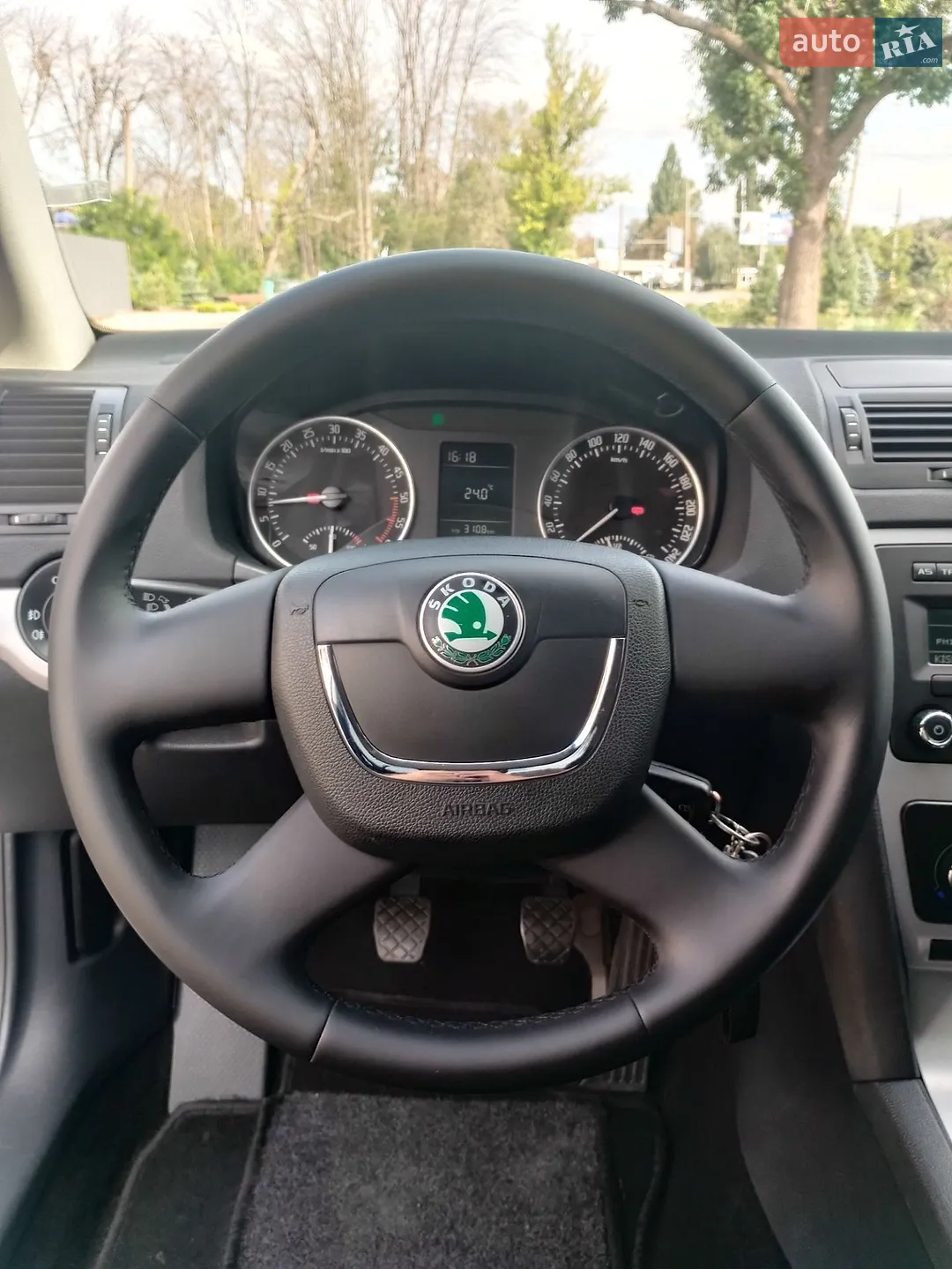 2011 Skoda Octavia - мініатюра 22