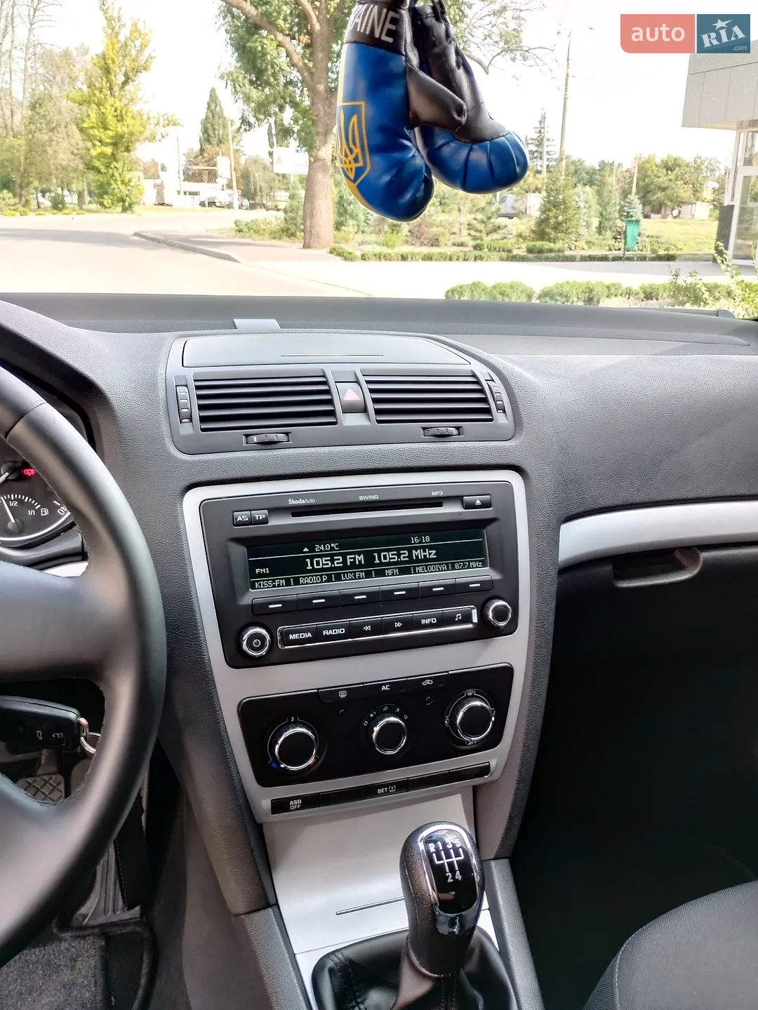 2011 Skoda Octavia - мініатюра 24