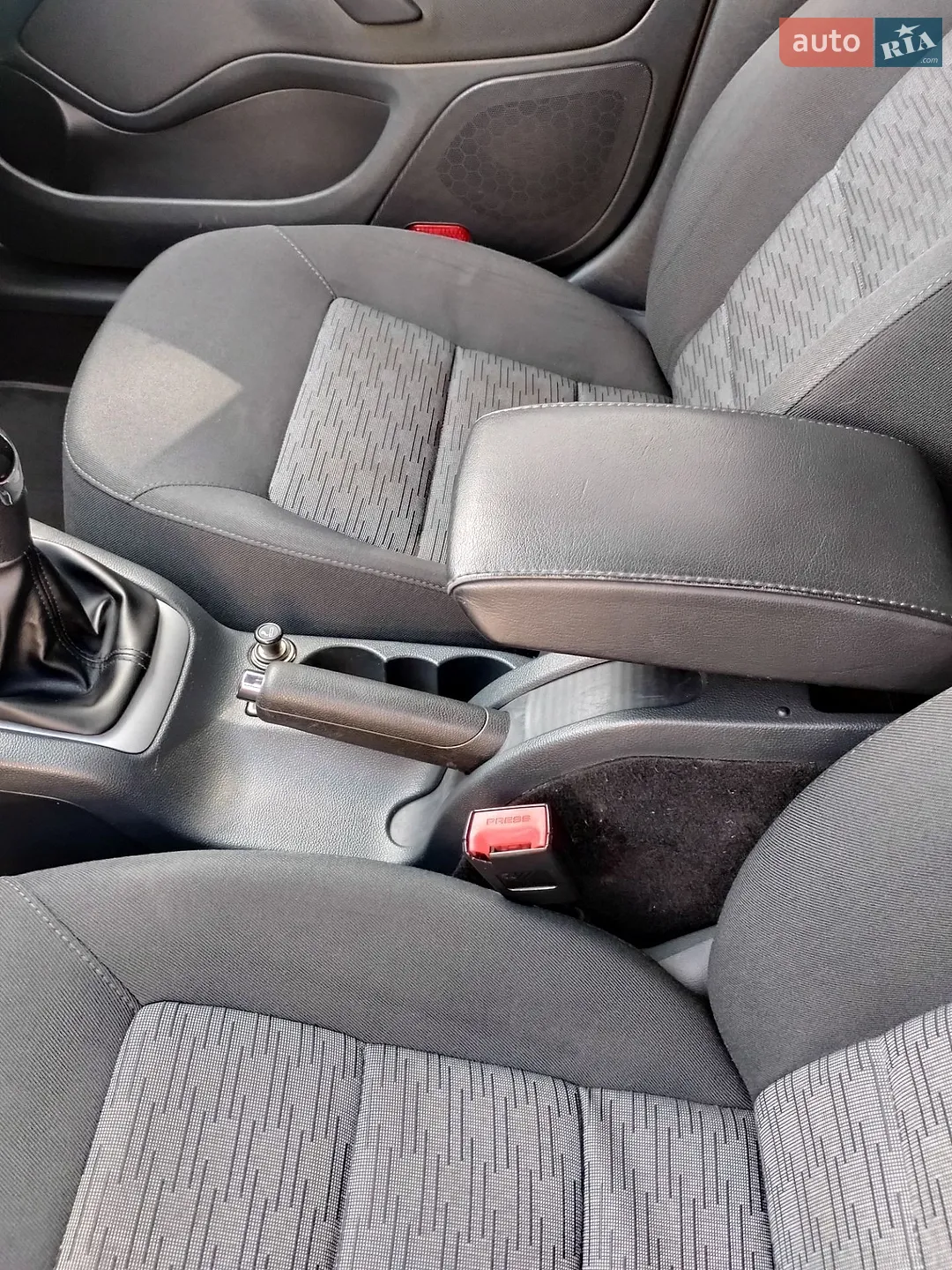 2011 Skoda Octavia - мініатюра 27