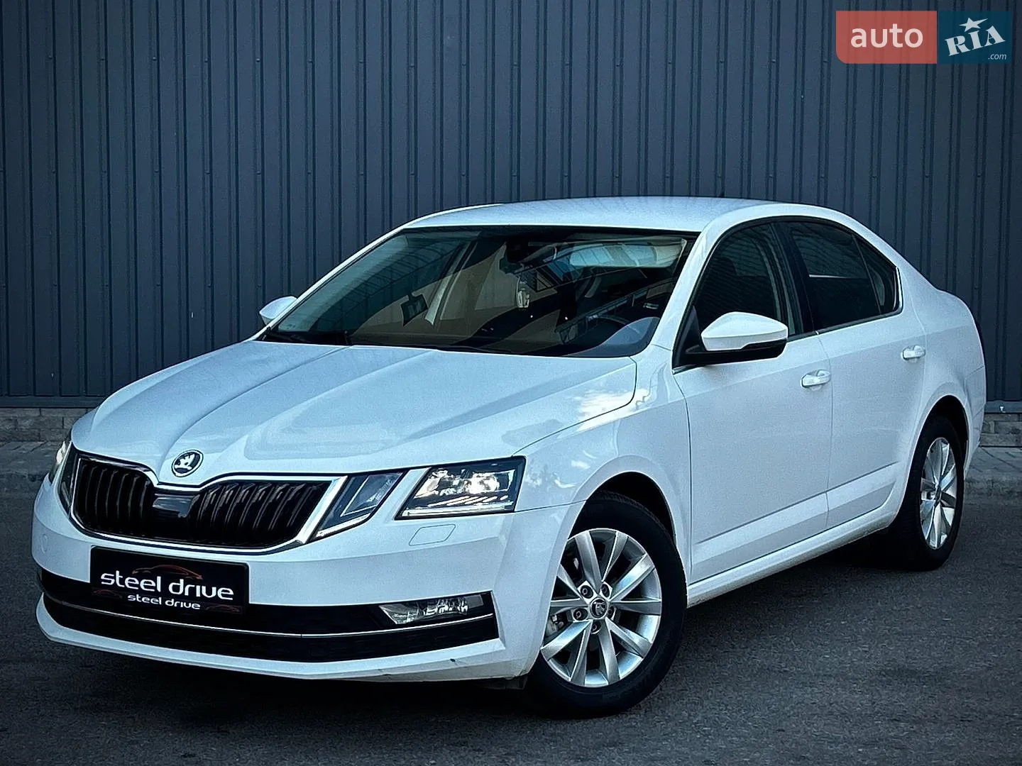 2017 Skoda Octavia - фото 1