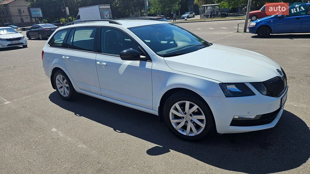 2017 Skoda Octavia - мініатюра 16