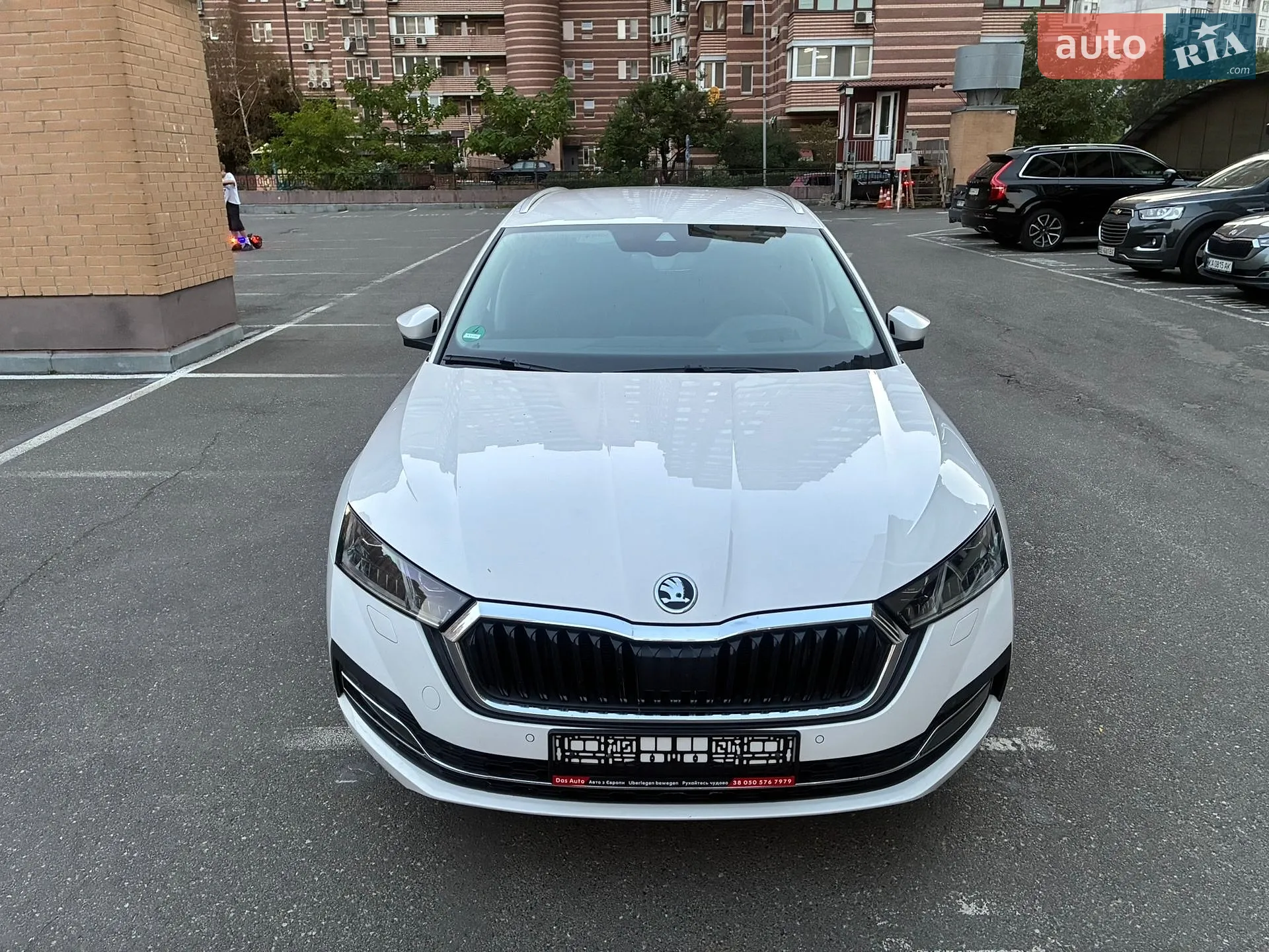 2022 Skoda Octavia - фото 1