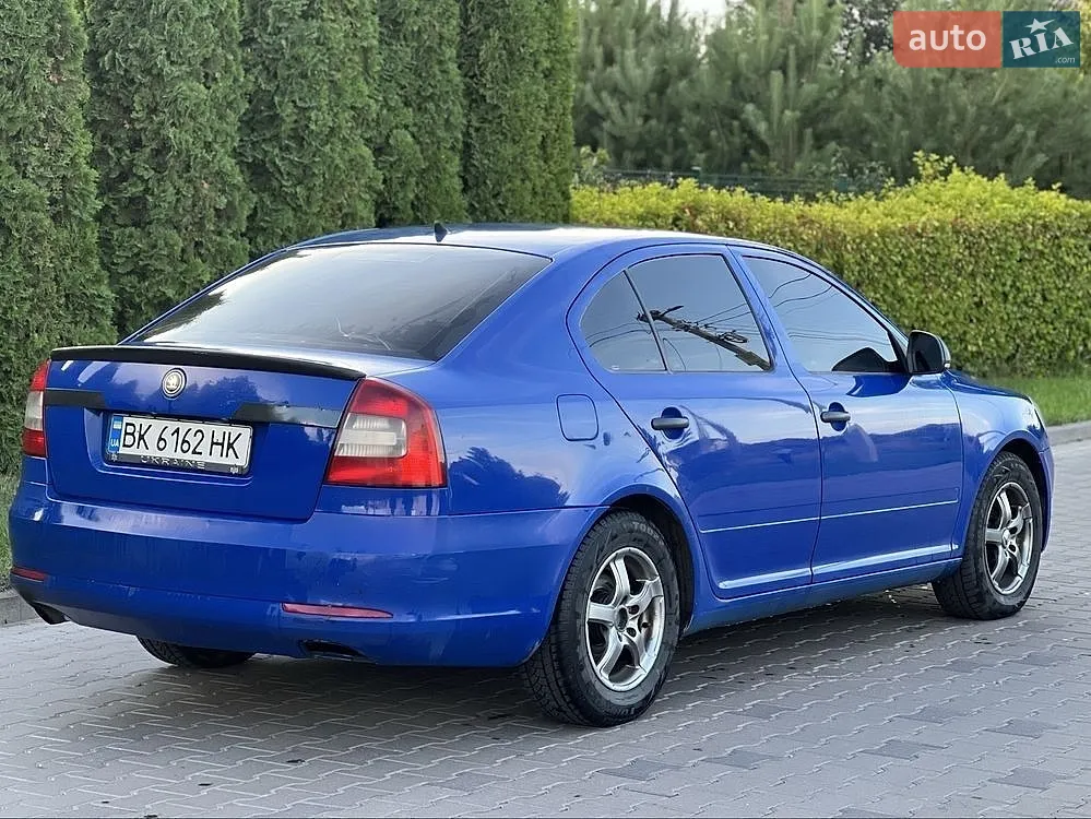 2010 Skoda Octavia - мініатюра 4