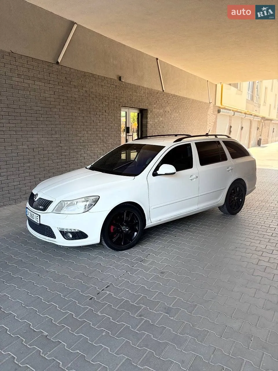 2010 Skoda Octavia - мініатюра 9