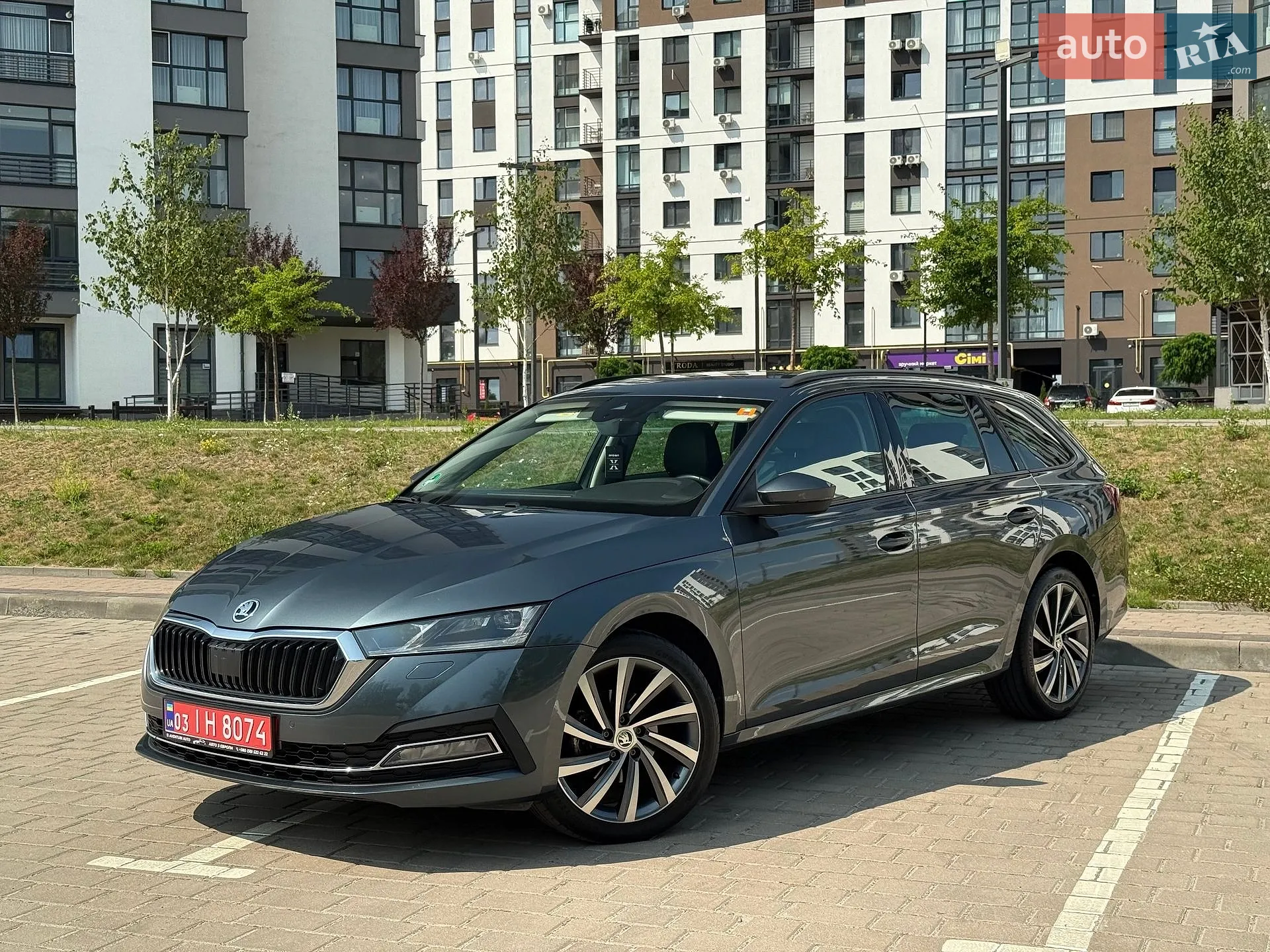 2020 Skoda Octavia - фото 1