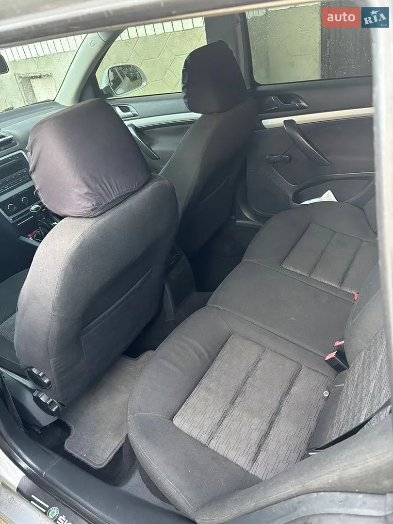 2011 Skoda Octavia - мініатюра 8