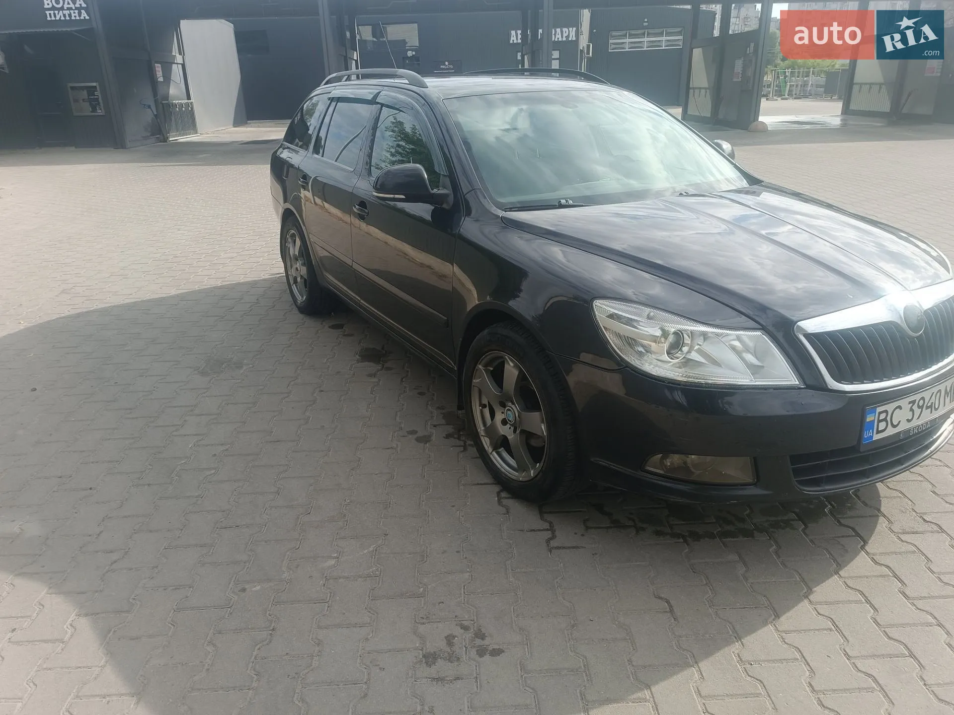 2010 Skoda Octavia - мініатюра 3