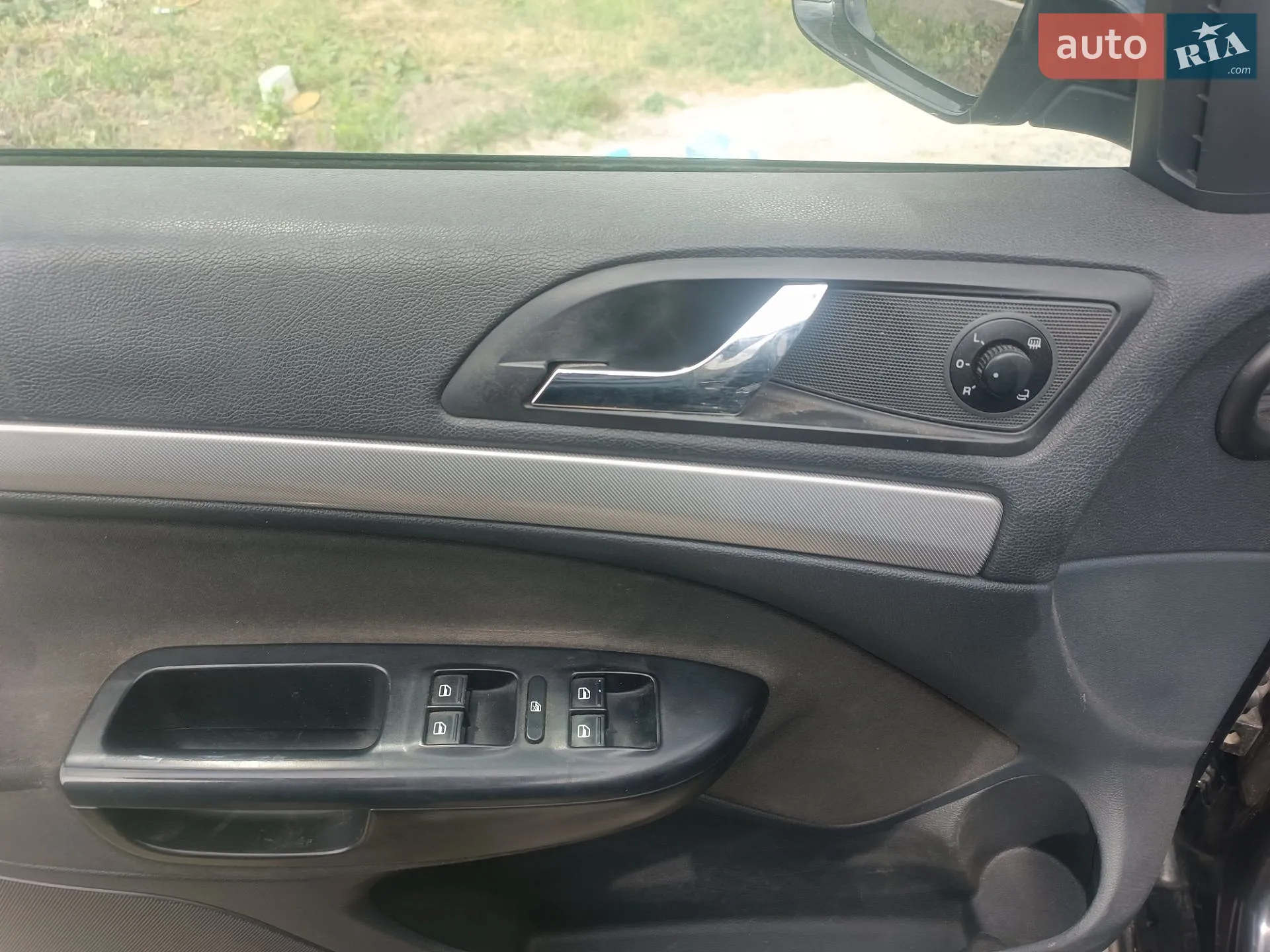 2010 Skoda Octavia - мініатюра 8