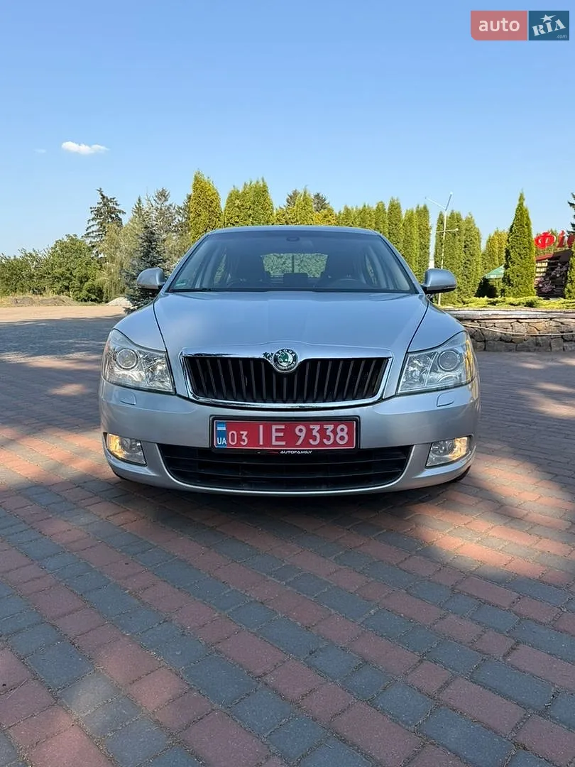 2010 Skoda Octavia - мініатюра 5