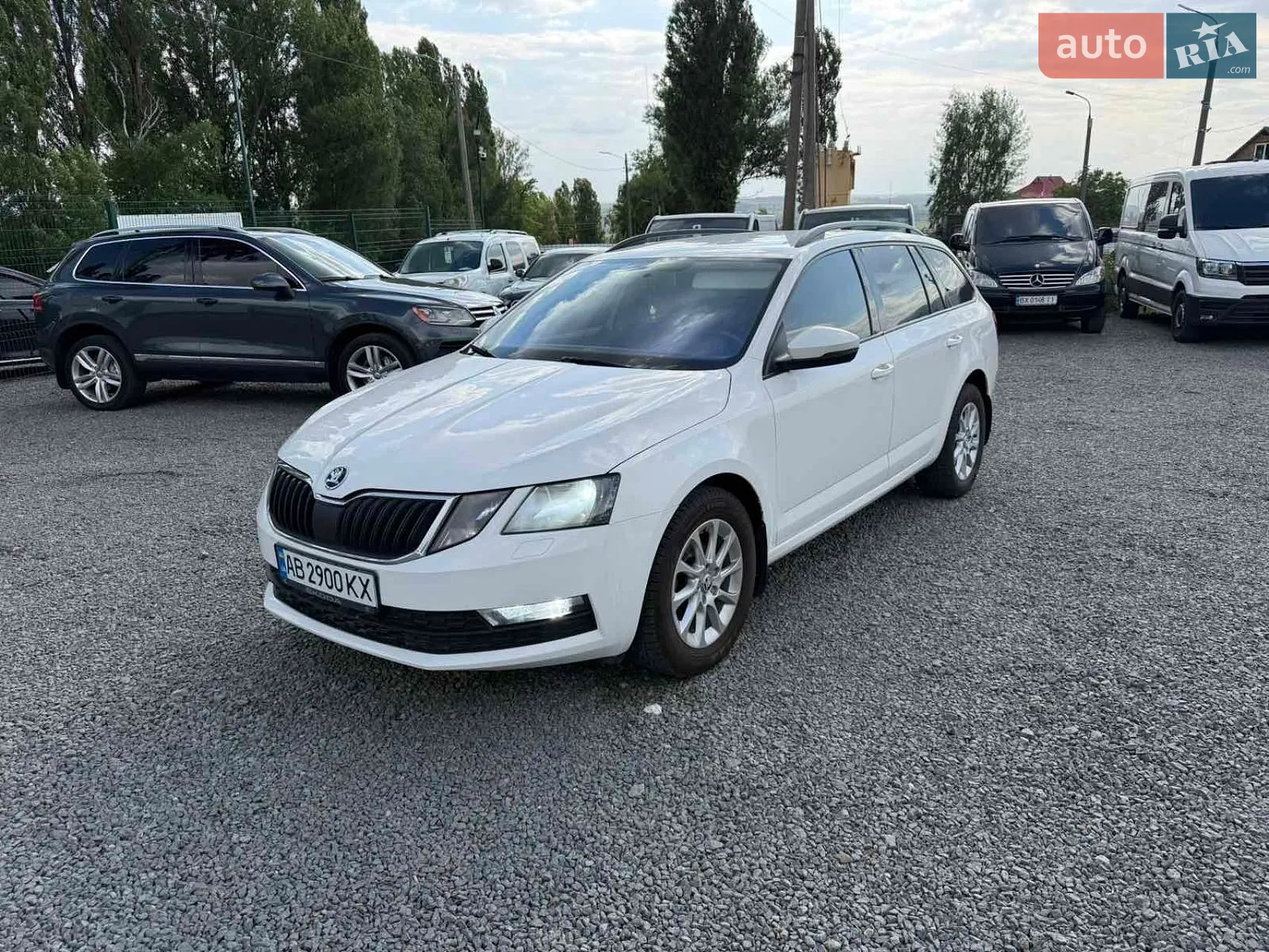 2017 Skoda Octavia - мініатюра 2