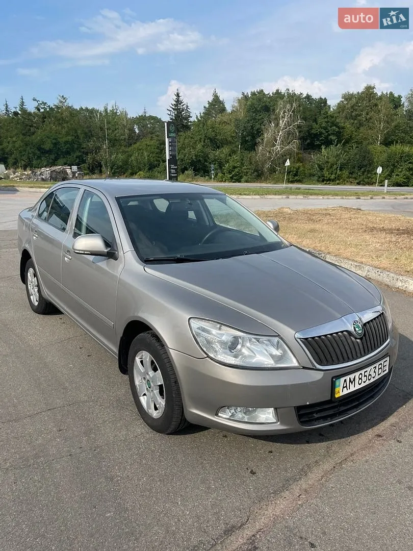2011 Skoda Octavia - фото 1