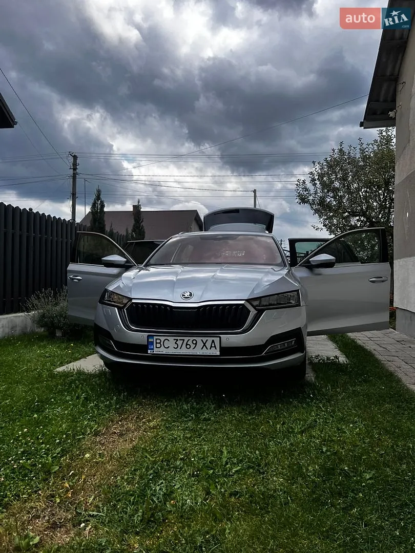 2021 Skoda Octavia - фото 1