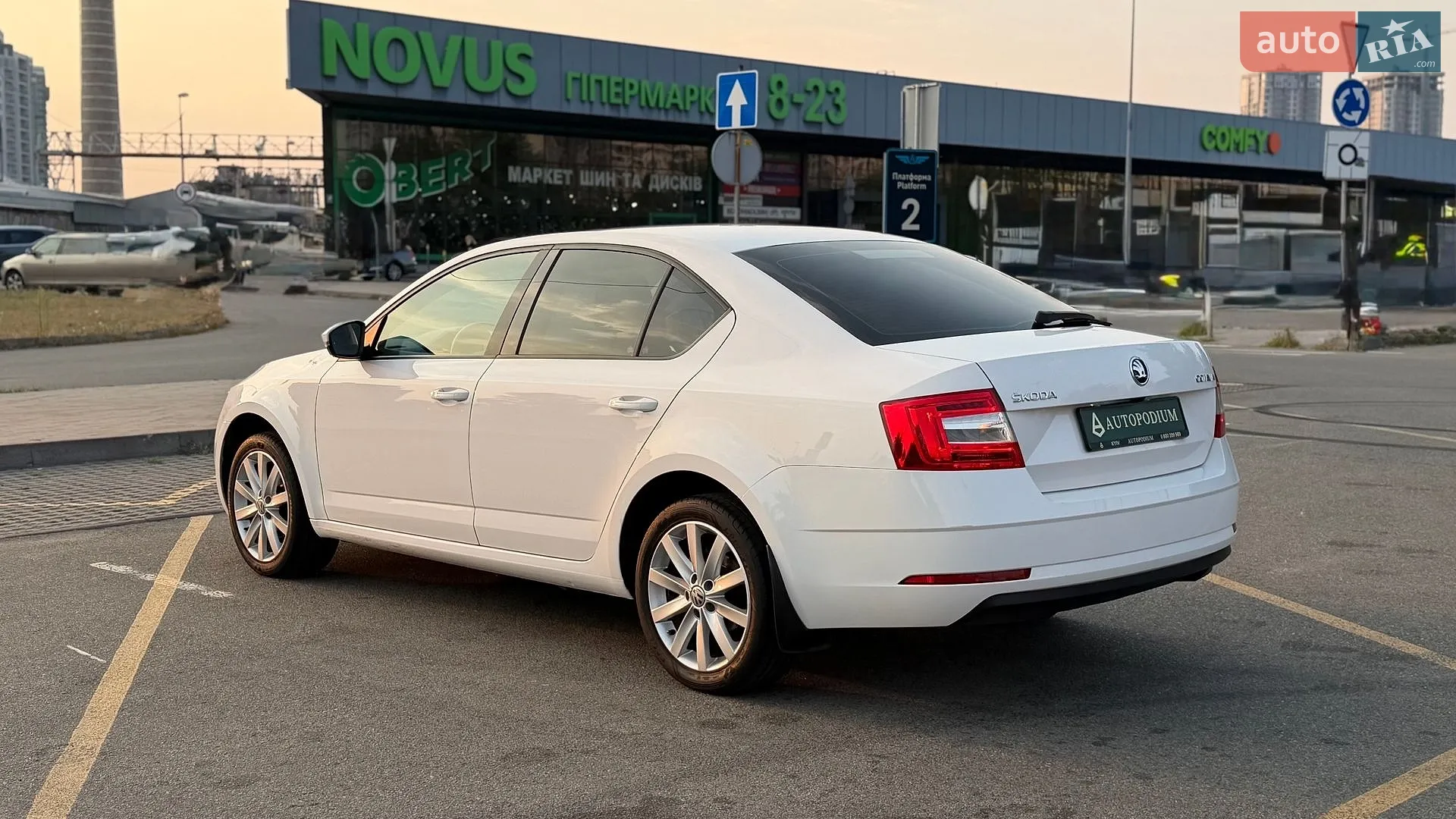 2019 Skoda Octavia - мініатюра 6