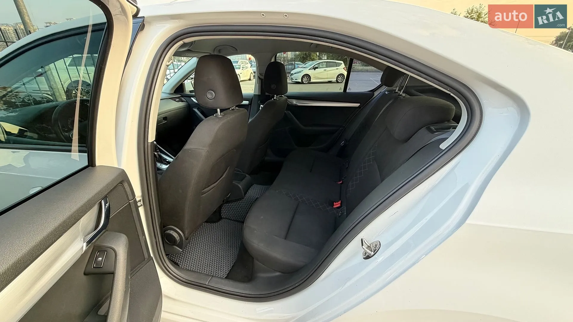 2019 Skoda Octavia - мініатюра 24