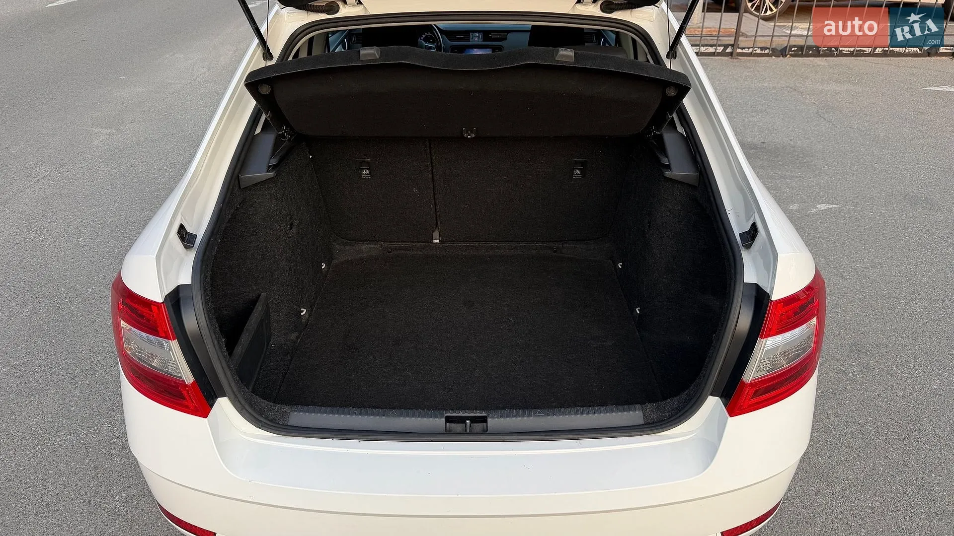 2019 Skoda Octavia - мініатюра 25