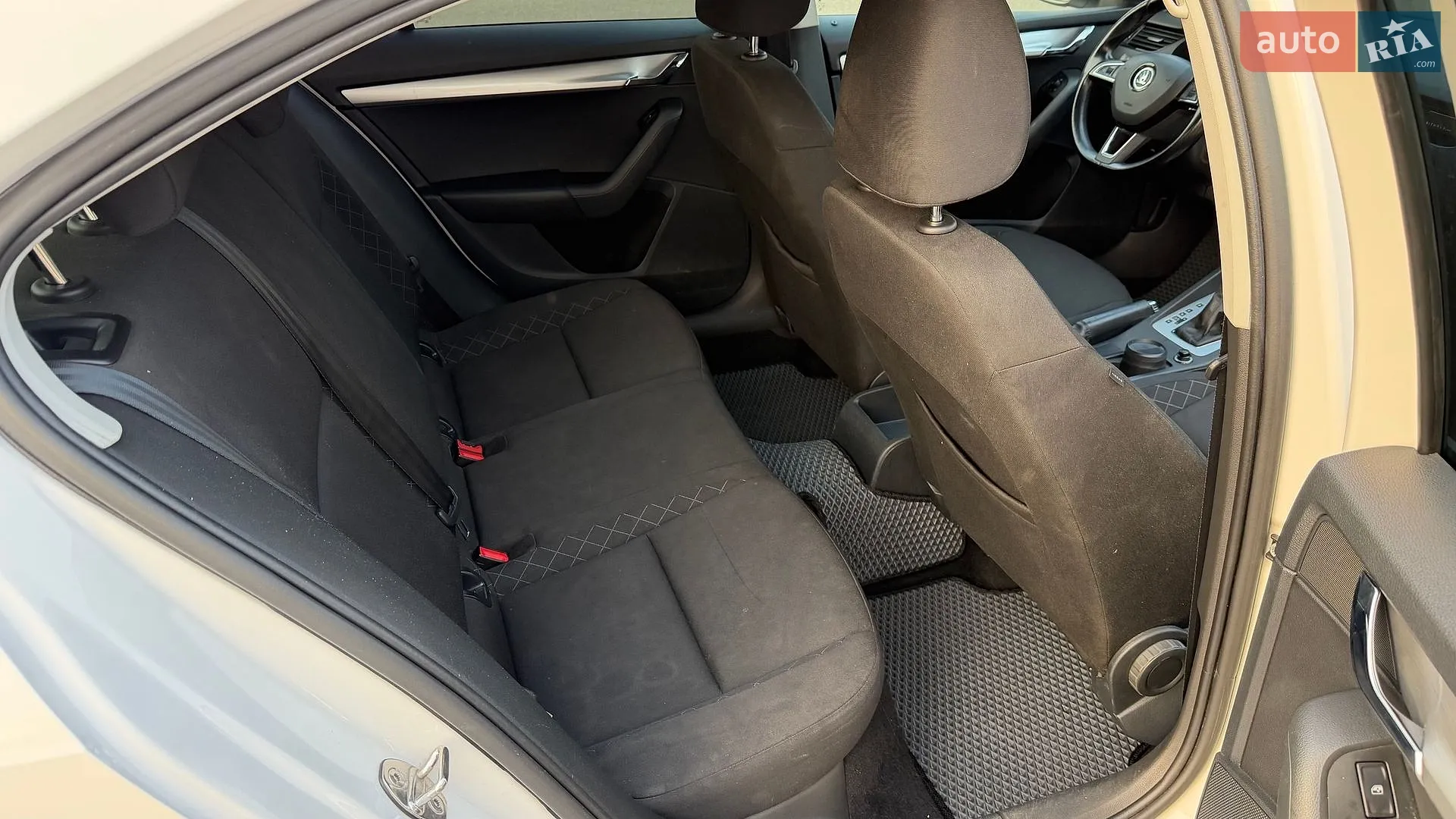 2019 Skoda Octavia - мініатюра 27