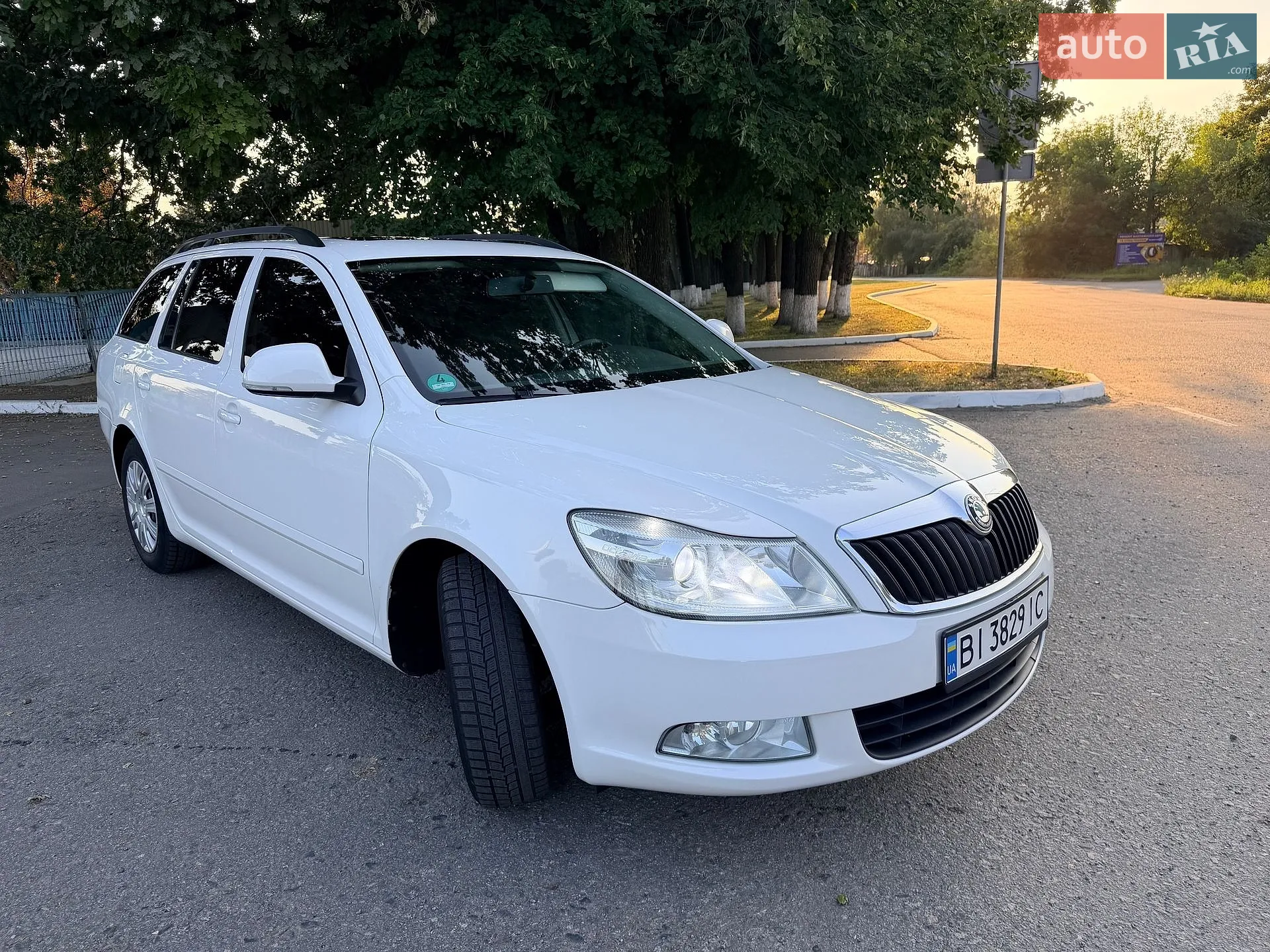 2010 Skoda Octavia - мініатюра 6
