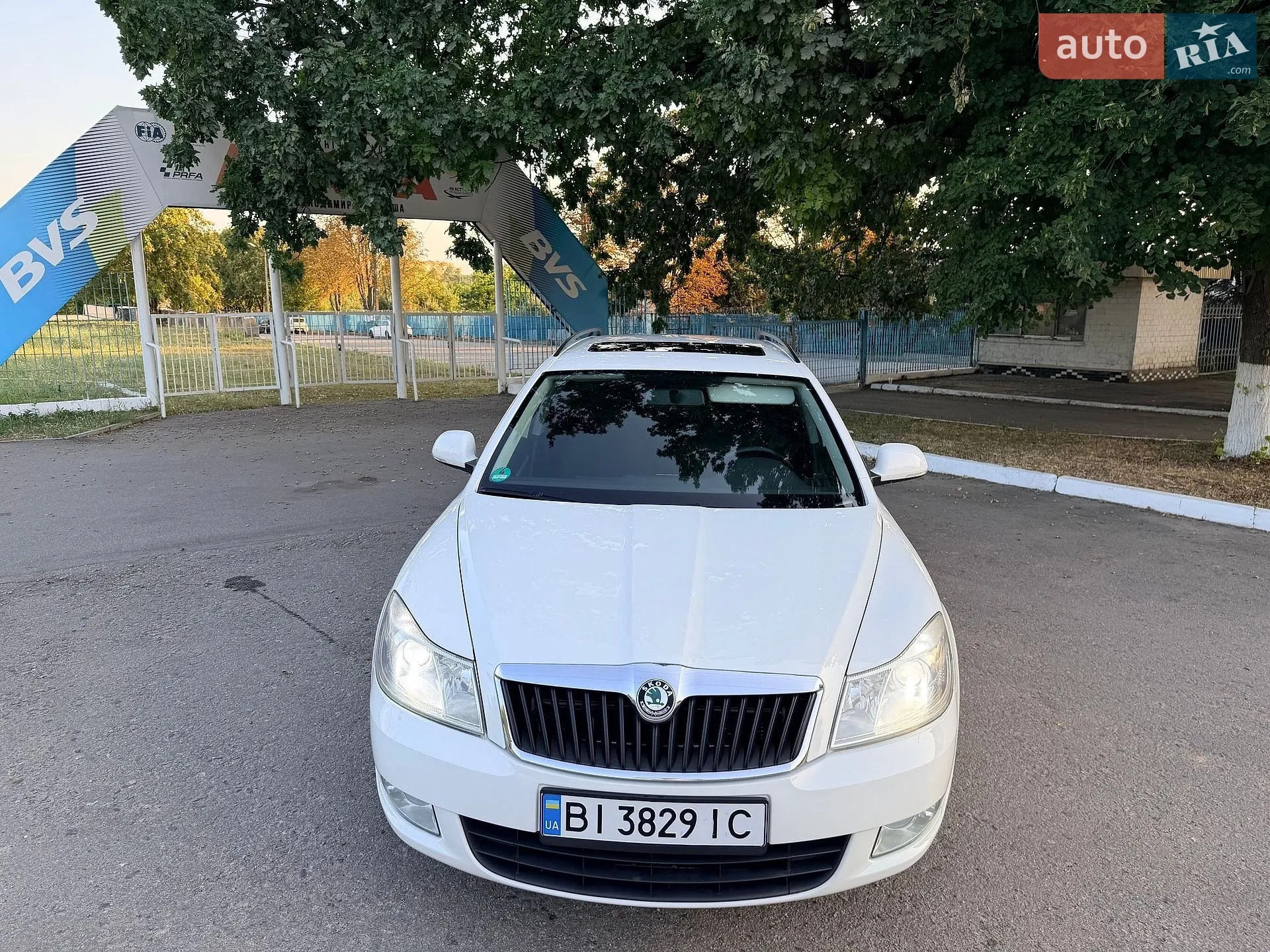 2010 Skoda Octavia - мініатюра 18
