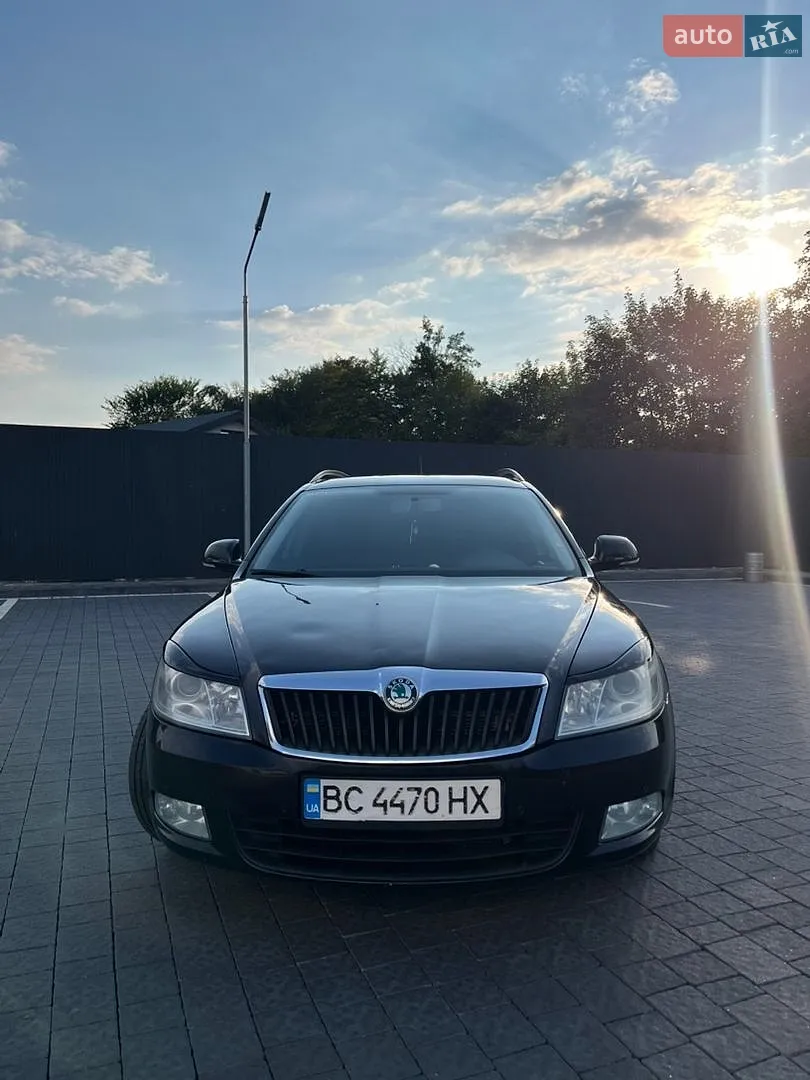 2011 Skoda Octavia - мініатюра 2