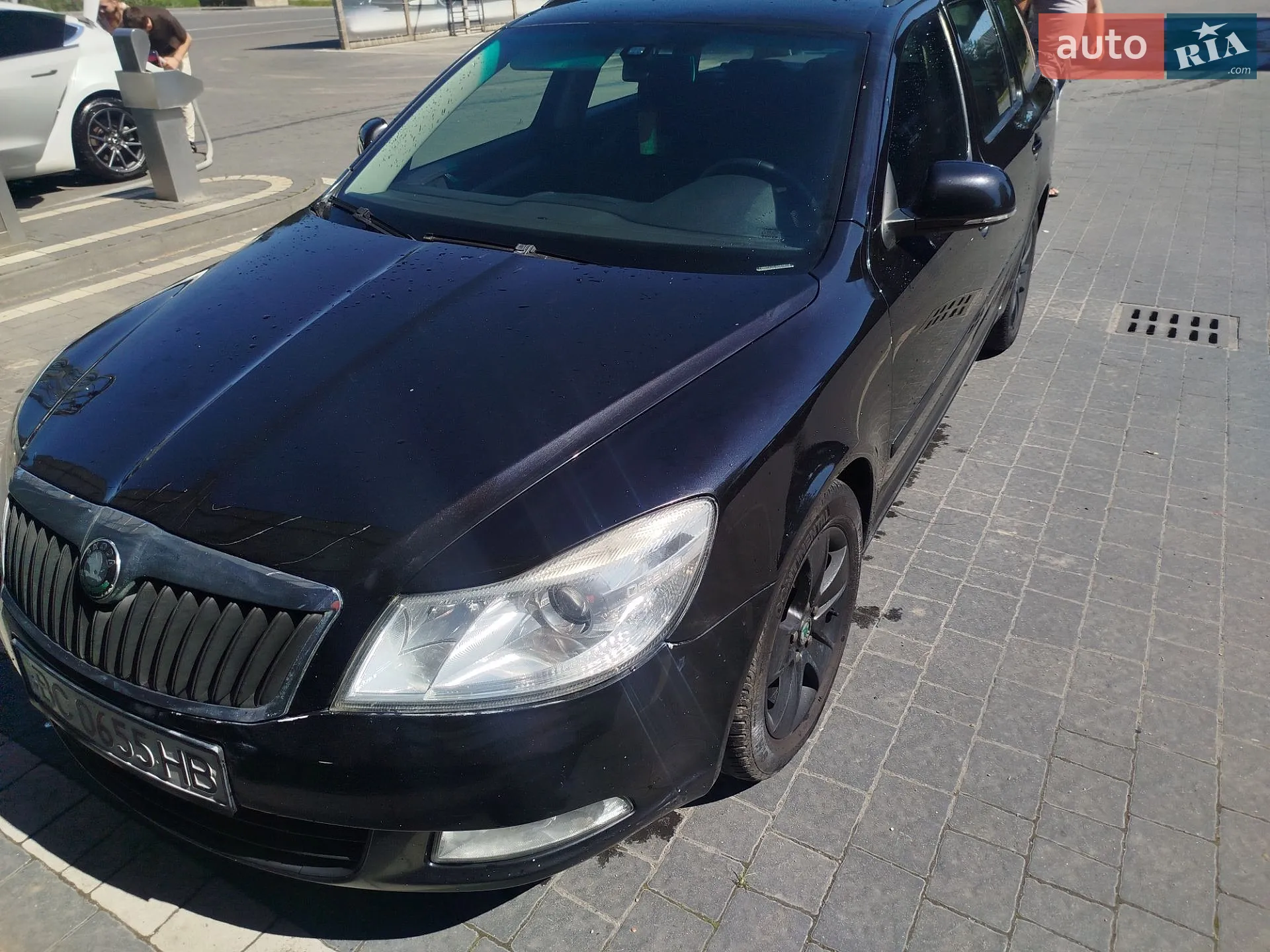 2010 Skoda Octavia - фото 1