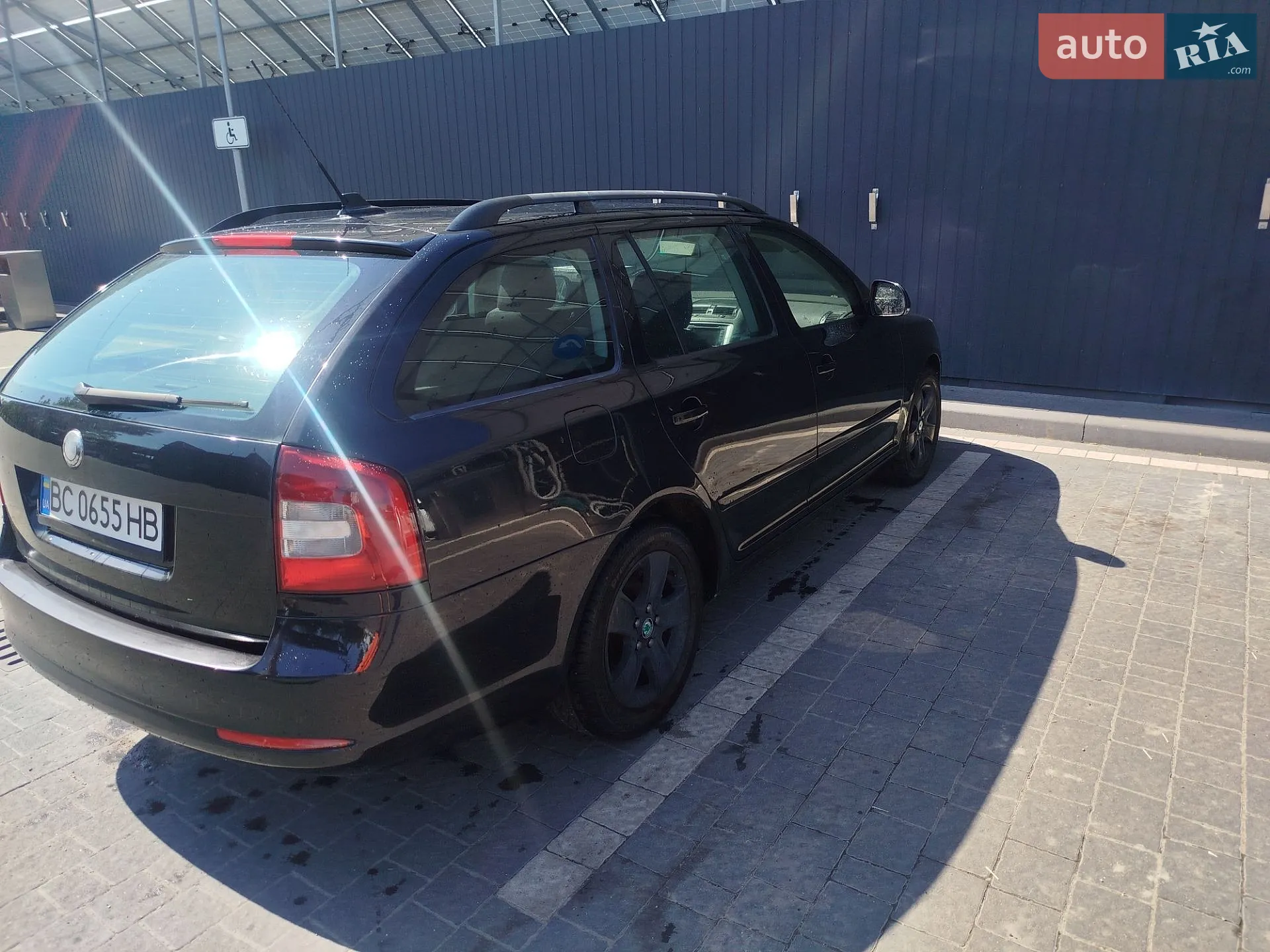 2010 Skoda Octavia - мініатюра 4