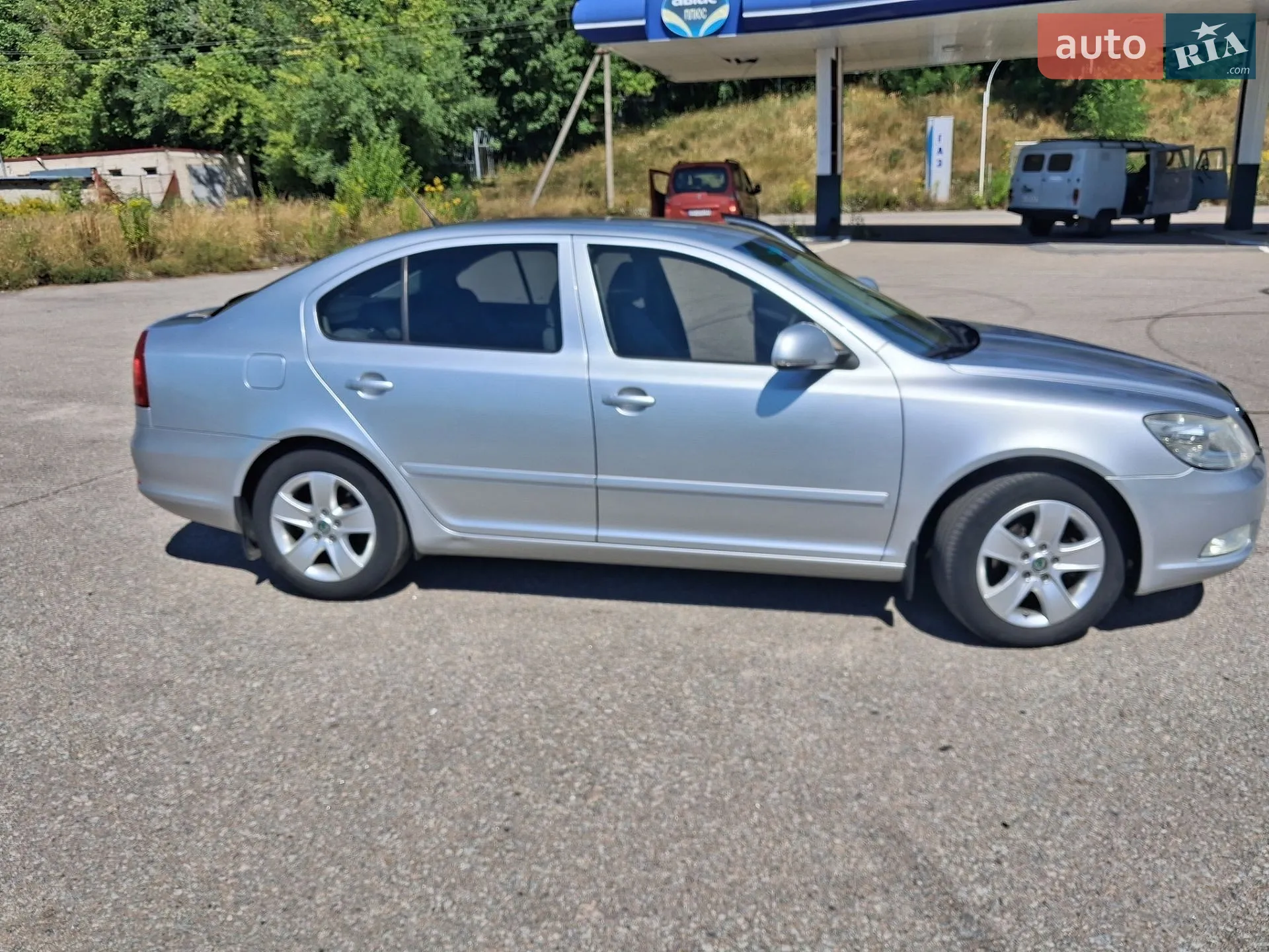 2011 Skoda Octavia - мініатюра 2