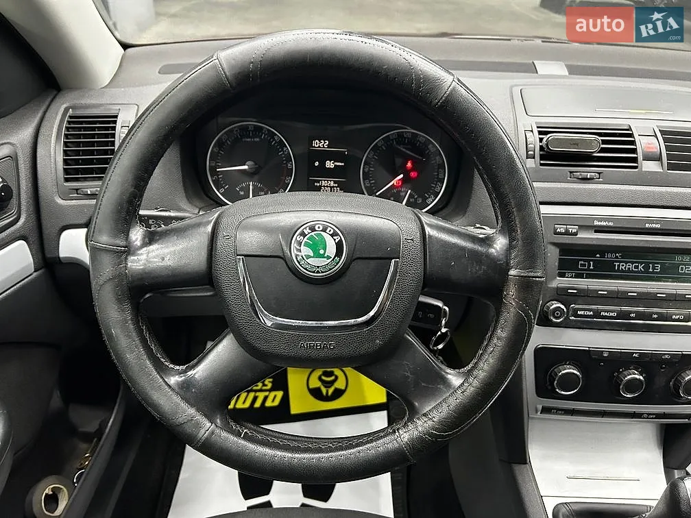 2011 Skoda Octavia - мініатюра 17