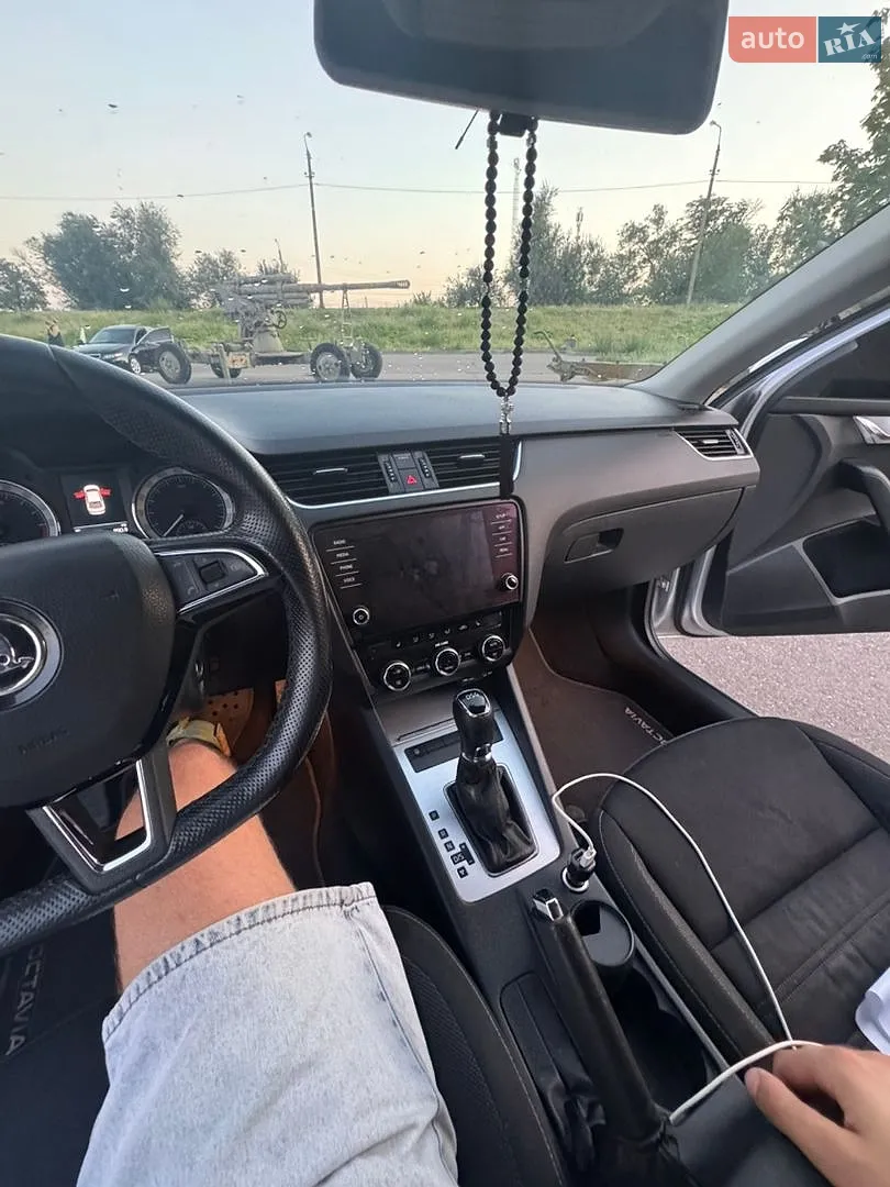 2017 Skoda Octavia - мініатюра 10