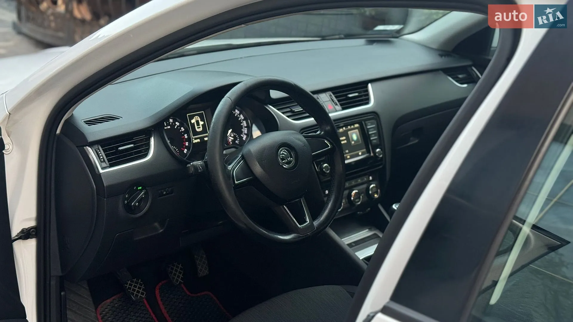 2016 Skoda Octavia - мініатюра 11