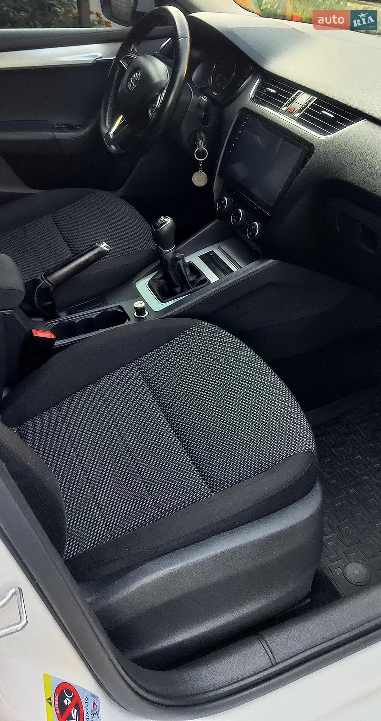 2015 Skoda Octavia - мініатюра 24