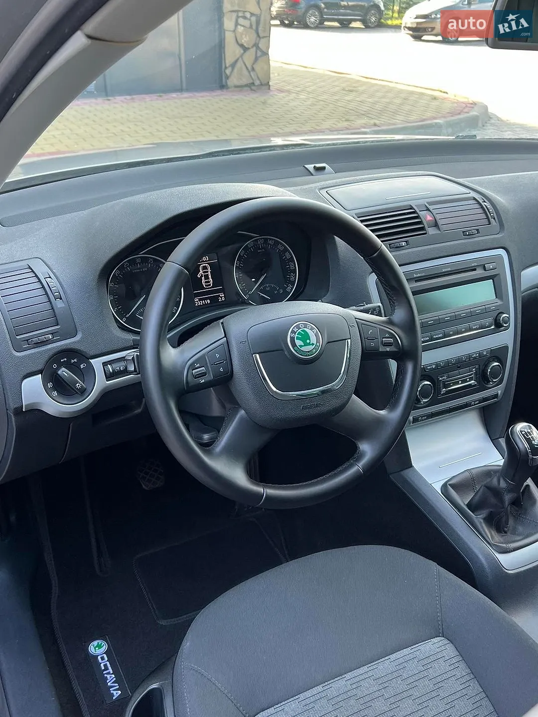 2013 Skoda Octavia - мініатюра 38