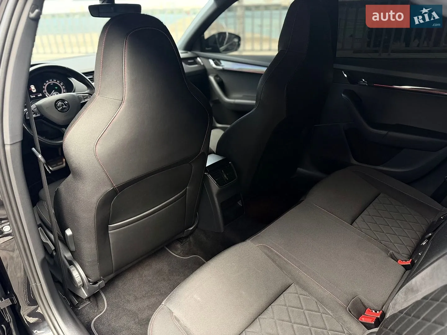 2019 Skoda Octavia - мініатюра 27