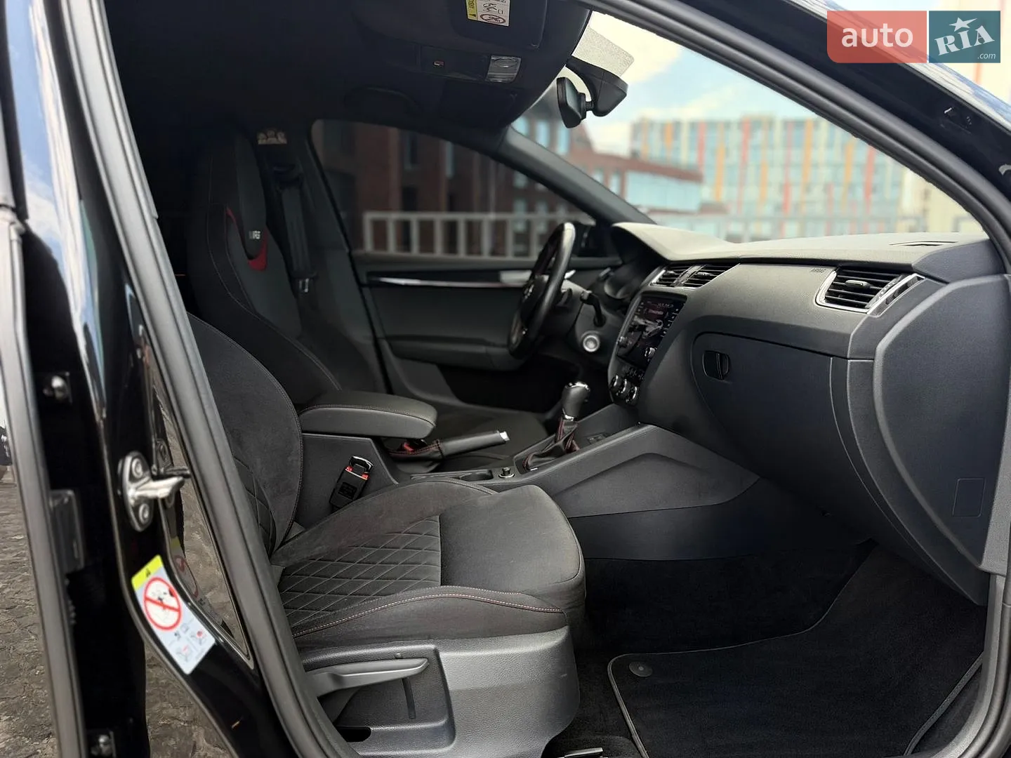 2019 Skoda Octavia - мініатюра 32