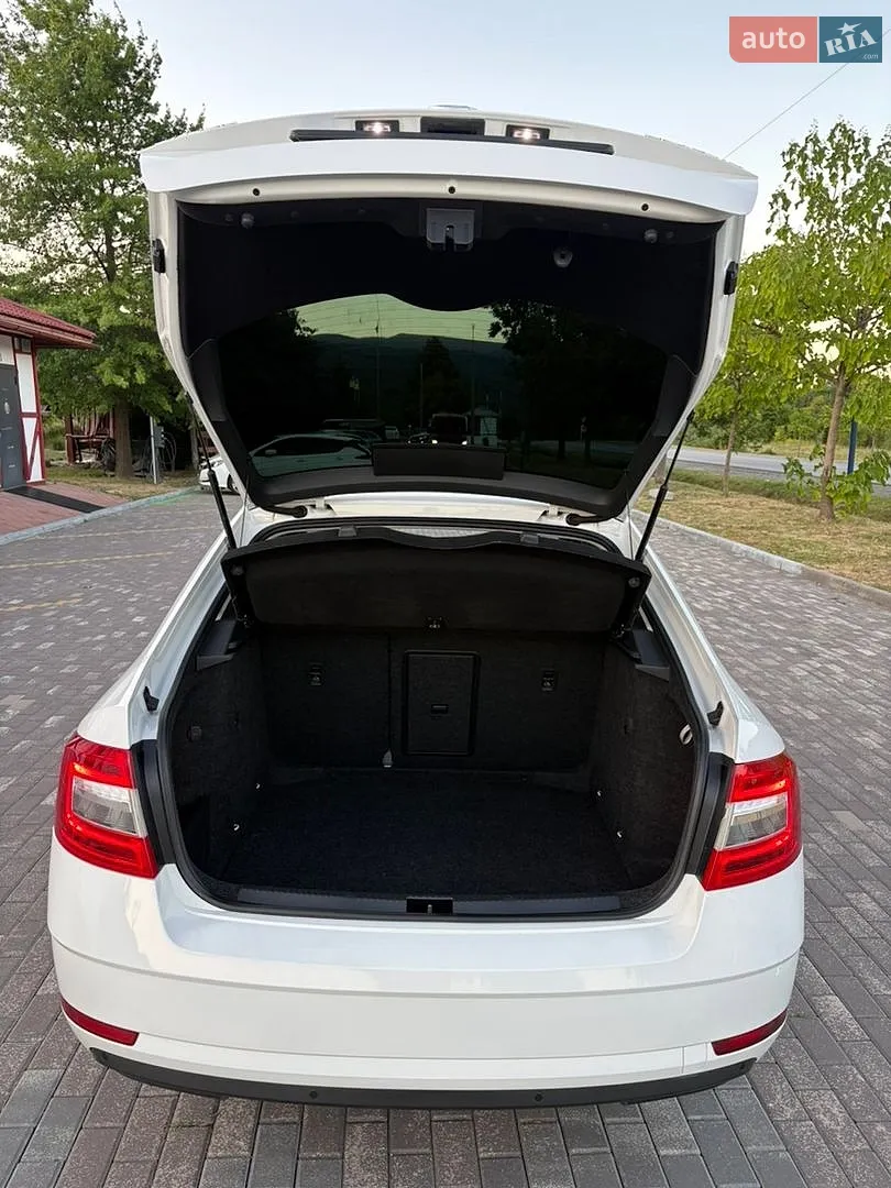 2017 Skoda Octavia - мініатюра 17