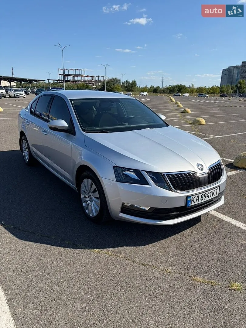 2017 Skoda Octavia - мініатюра 3