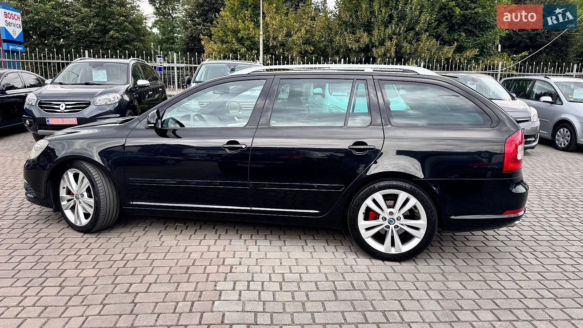 2010 Skoda Octavia - мініатюра 2