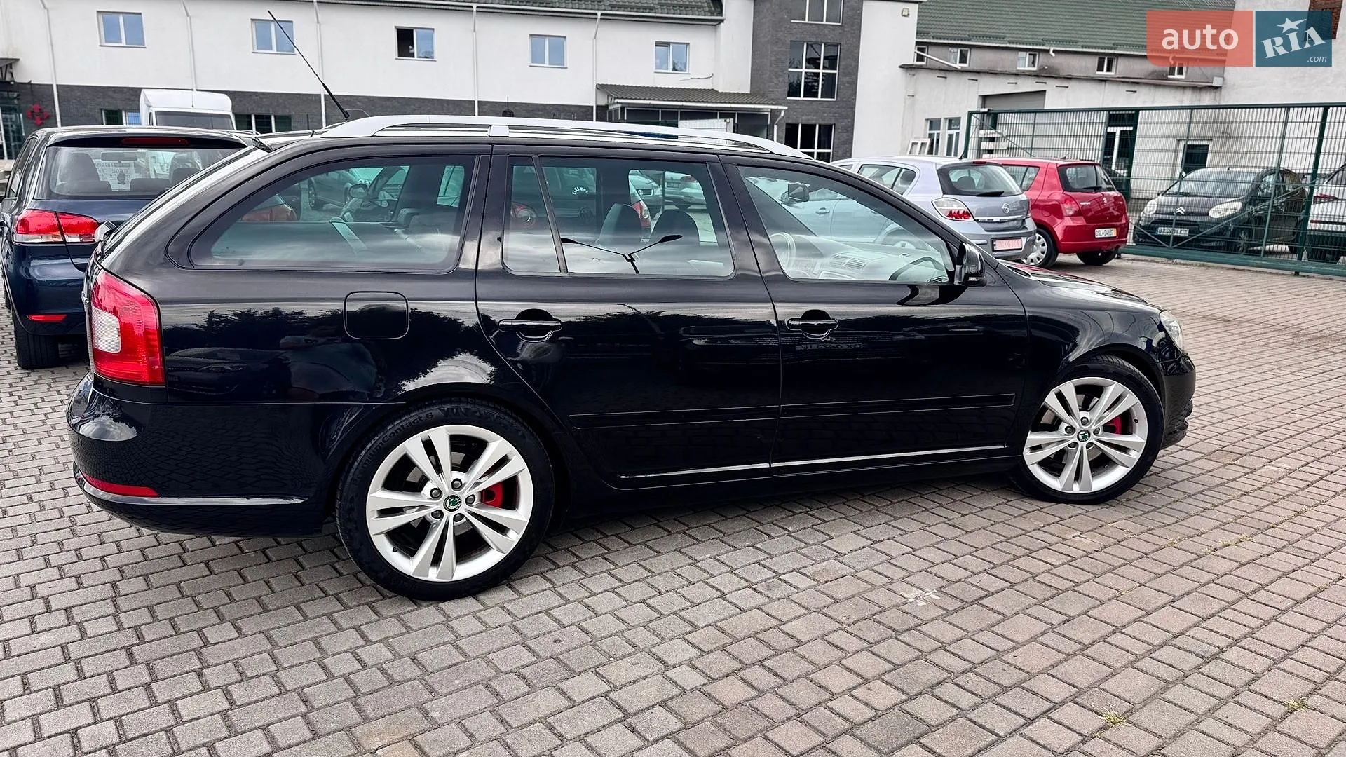 2010 Skoda Octavia - мініатюра 4