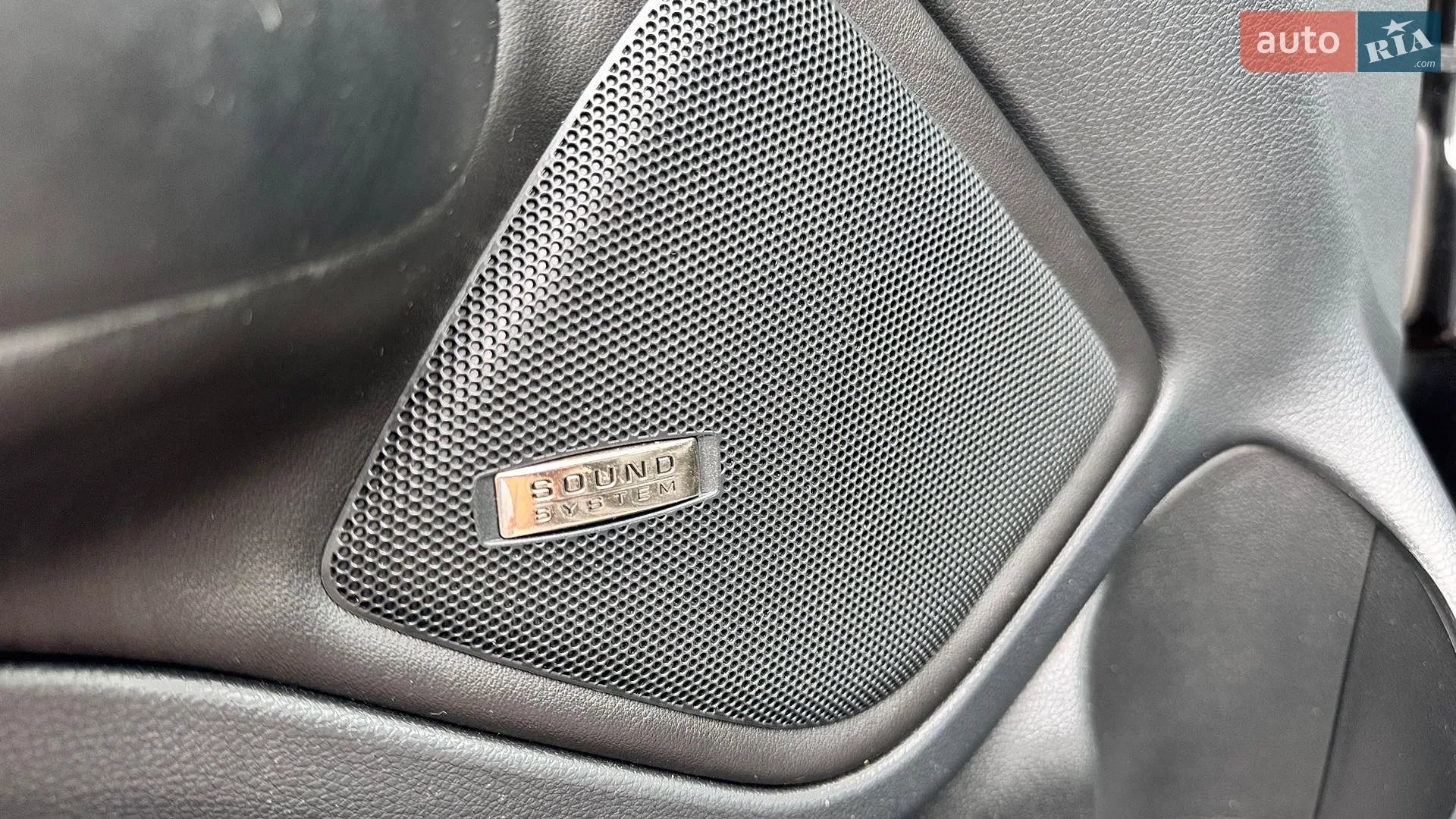 2010 Skoda Octavia - мініатюра 14