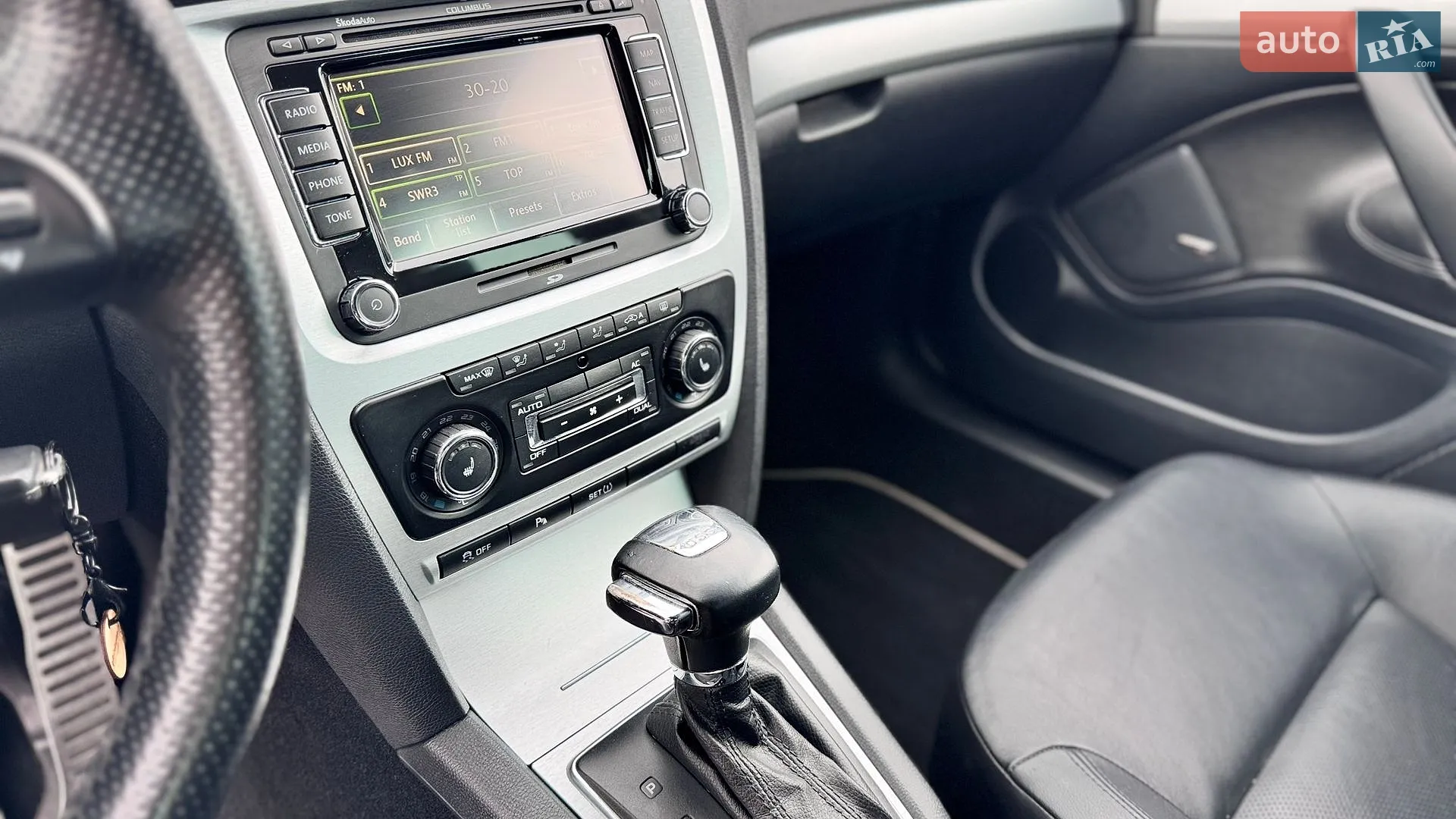 2010 Skoda Octavia - мініатюра 19