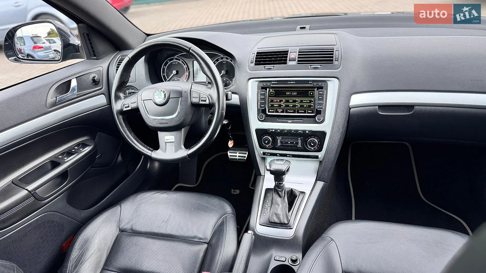 2010 Skoda Octavia - мініатюра 29