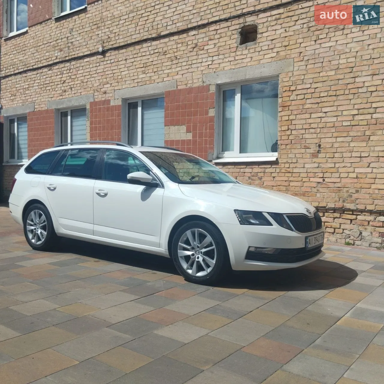 2019 Skoda Octavia - фото 1