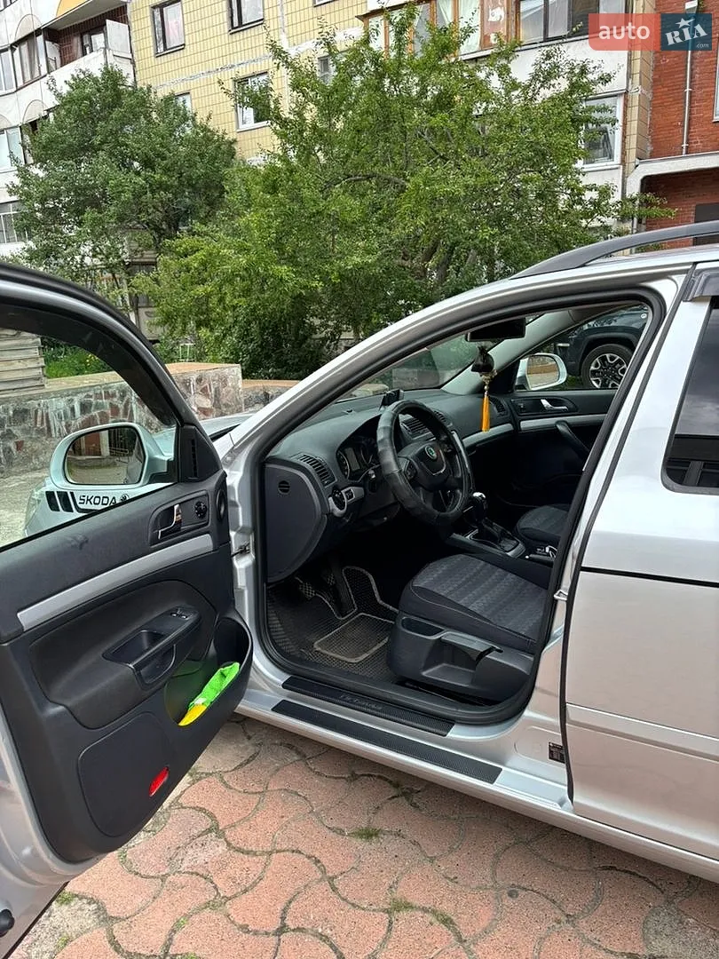 2012 Skoda Octavia - мініатюра 11