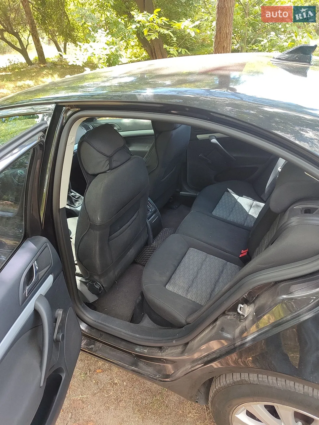 2010 Skoda Octavia - мініатюра 11