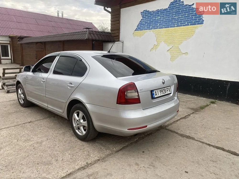 2010 Skoda Octavia - мініатюра 19